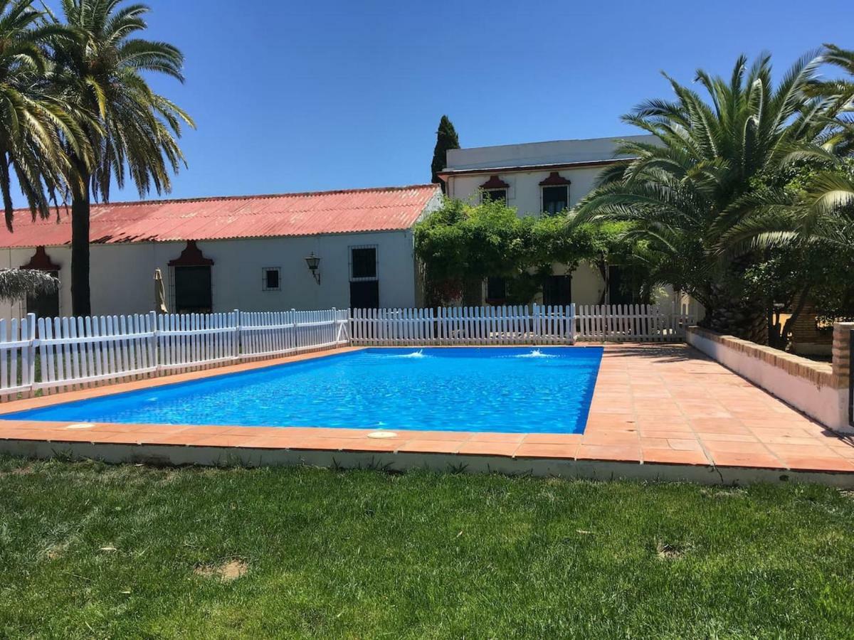 Hacienda Chambergo Casa En La Campina Sevillana Ecija Exterior photo