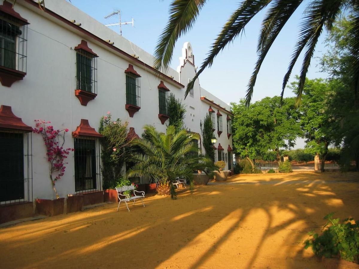 Hacienda Chambergo Casa En La Campina Sevillana Ecija Exterior photo